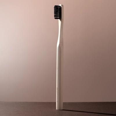Cepillo Edge Defining Brush