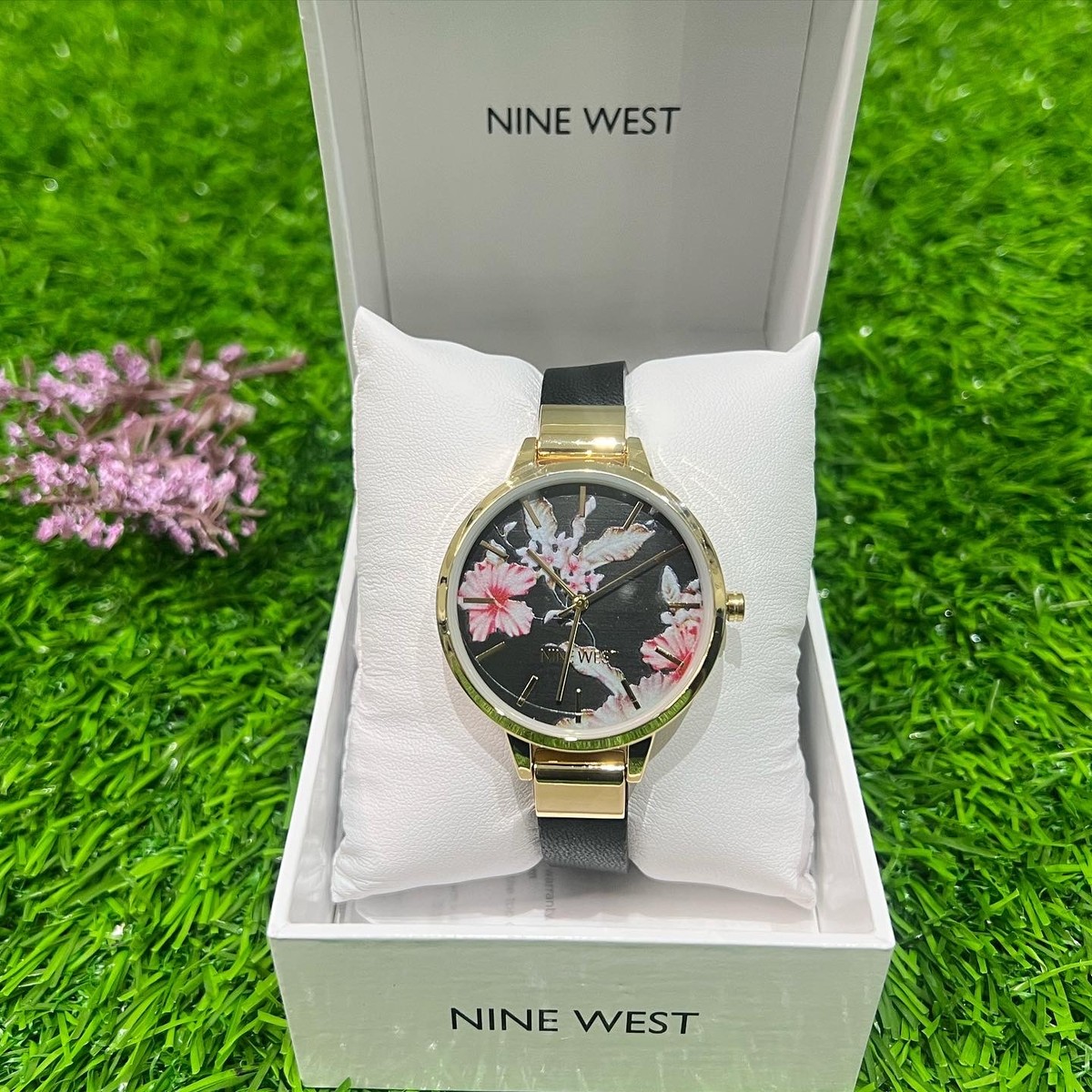 Nine West Floral Dial Strap Watch - black/gold (NW/028)