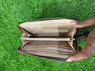 Guess Zip Wallet - brown logo