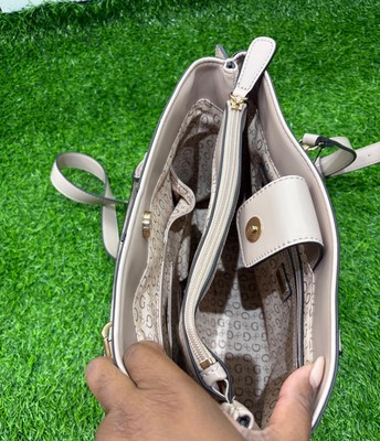 Guess Satchel - almond logo