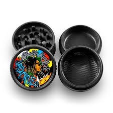 khalifa kush santa cruz grinder 4 piece.