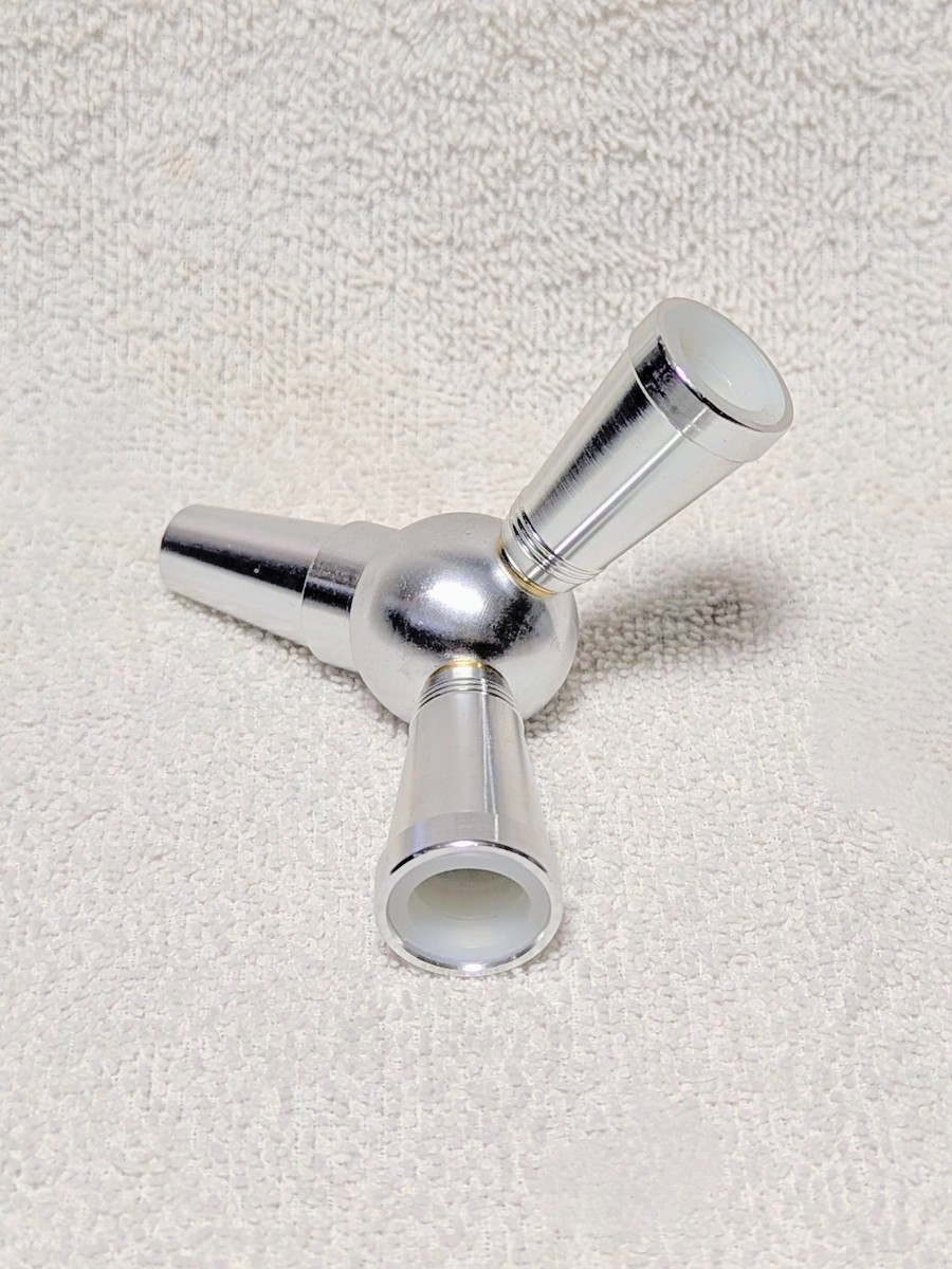 Hookah Twin Hose Splitter.