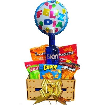 Arreglo con Vodka y snacks