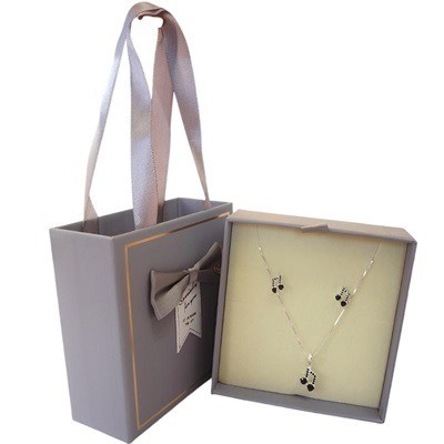 Juego de plata nota musical