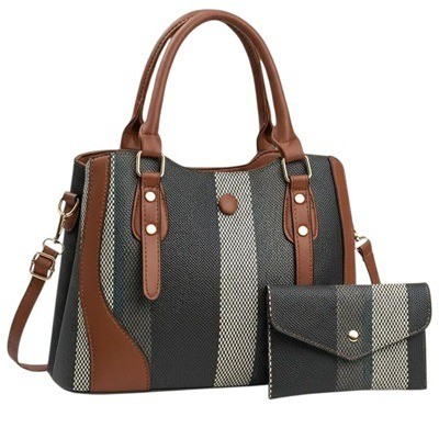 Bolso con monedero negro