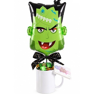 Taza con chocolates variados y globo Frankenstein