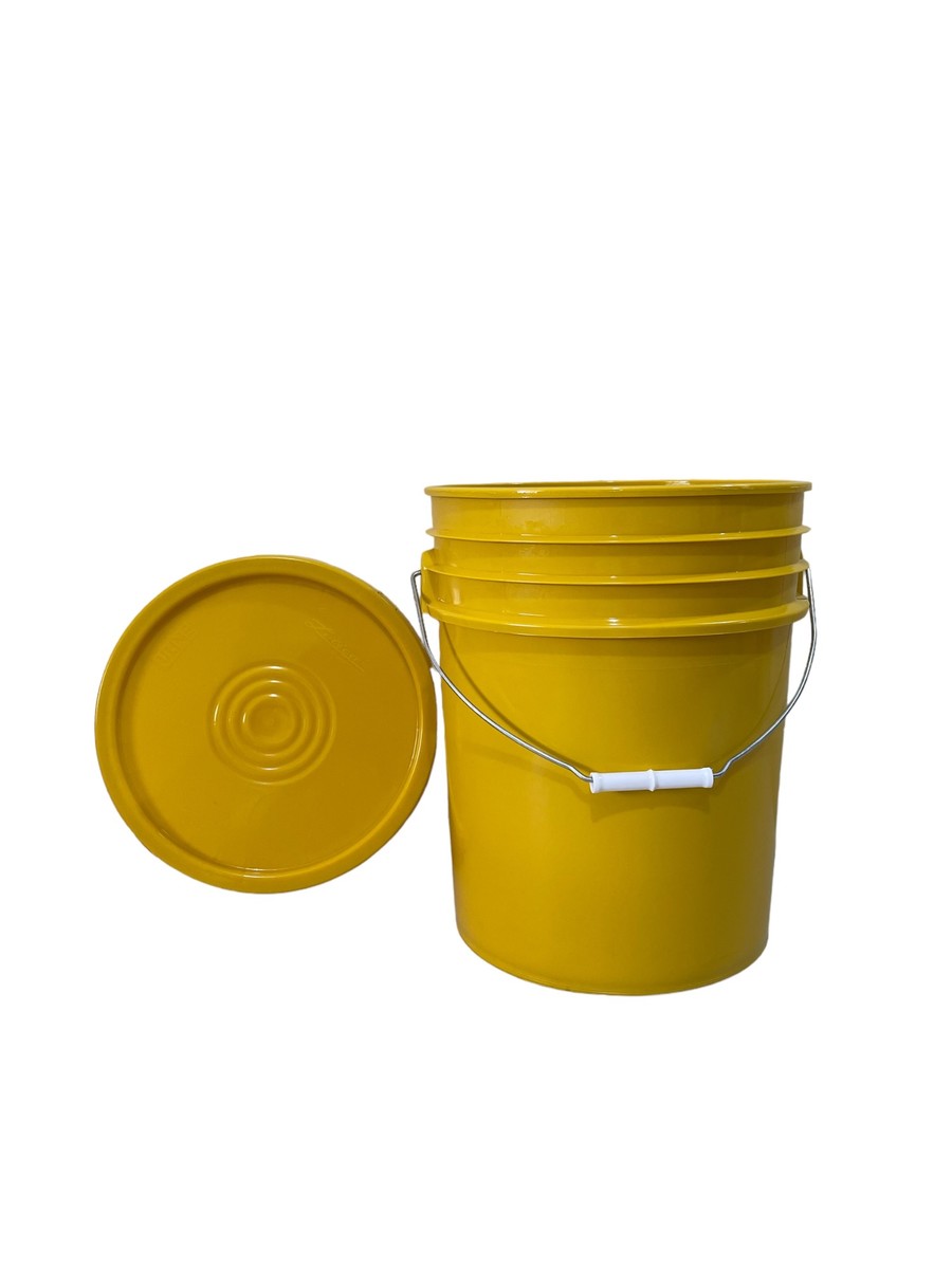 5 Gallon Yellow Plastic Bucket/ Pail With Cover (Used)