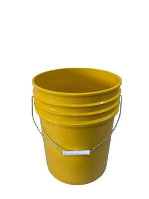 5 Gallon Yellow Plastic Bucket/ Pail With Cover (Used)