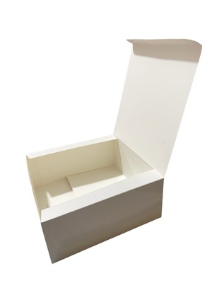 (8x8x4) White Glossy Gift Box