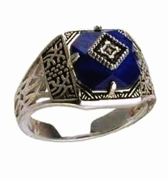 The Vampire Diaries Caroline Forbes Ring