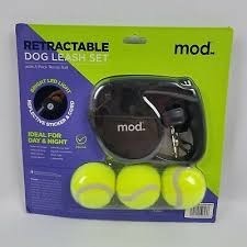 Motion retract leash & three tennis ball