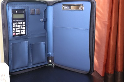 ExecuZip Portfolio – Blue Edition