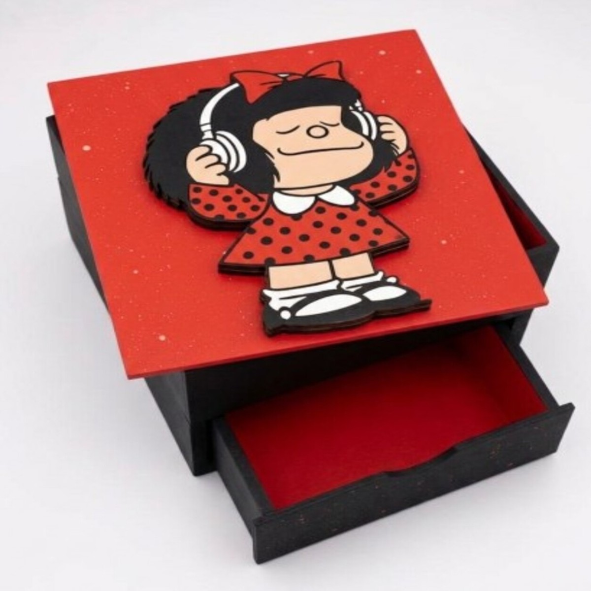 Caja de madera Mafalda