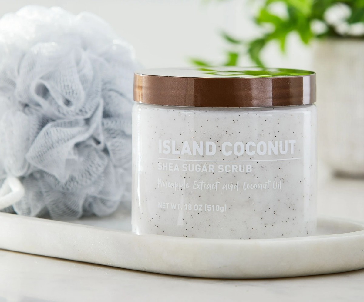 Tihitian Island Coconut Body Scrub
