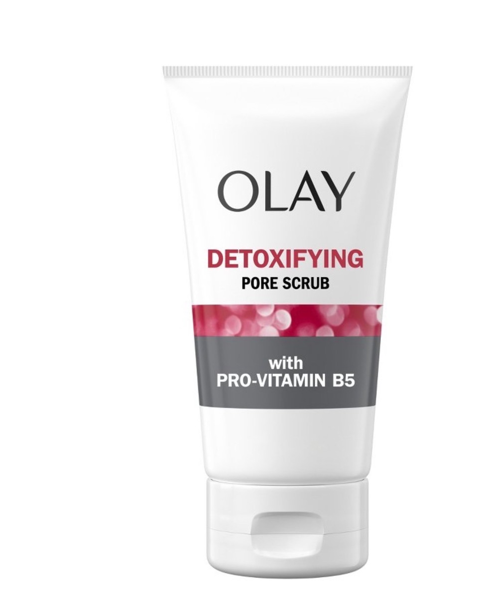 Olay Detoxifing Pore Scrub