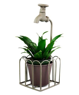 NW Wholesaler Beige & Burgundy Faucet Planter