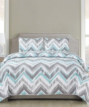 Glory Home Silver & Aqua ZigZag Leslie Quilt Set - King