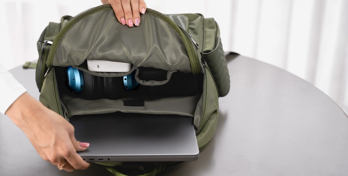 Klip Xtreme - Notebook carrying backpack - 13" - GREEN