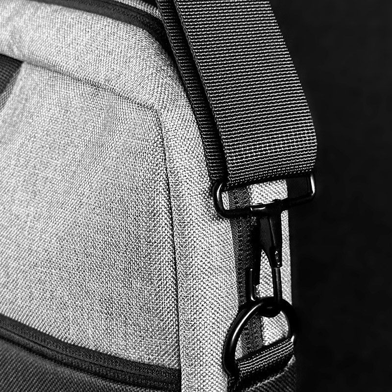 Klip Xtreme - Notebook carrying case - 15.6"- BLACK & GRAY