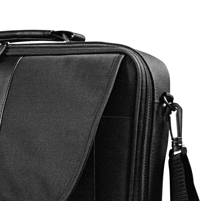 Klip Xtreme KNC- 040 Classic Lite Laptop Case - Notebook carrying case - 15.4" - BLACK