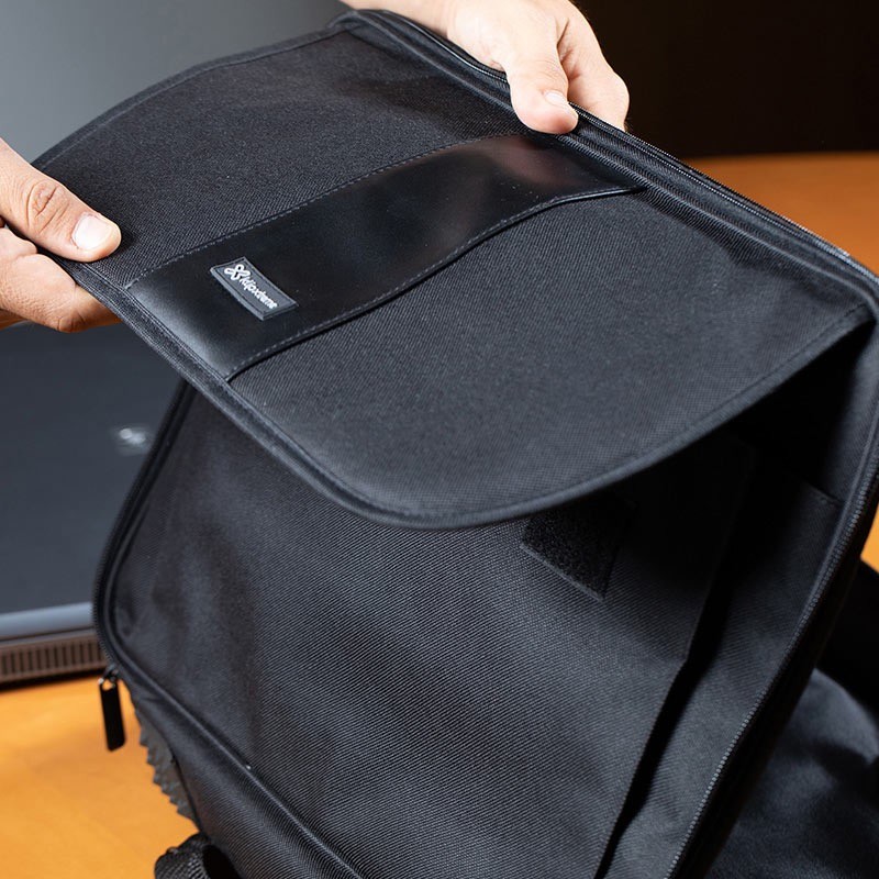 Klip Xtreme KNC- 040 Classic Lite Laptop Case - Notebook carrying case - 15.4" - BLACK
