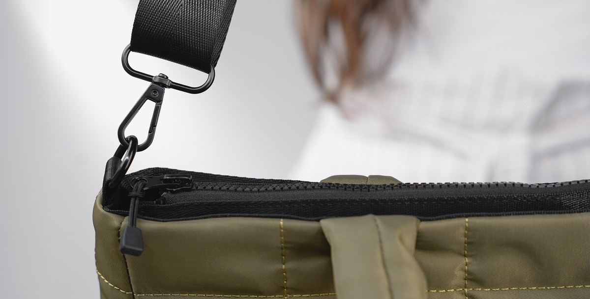 Klip Xtreme - Notebook carrying case and handbag - 15.6" - GREEN