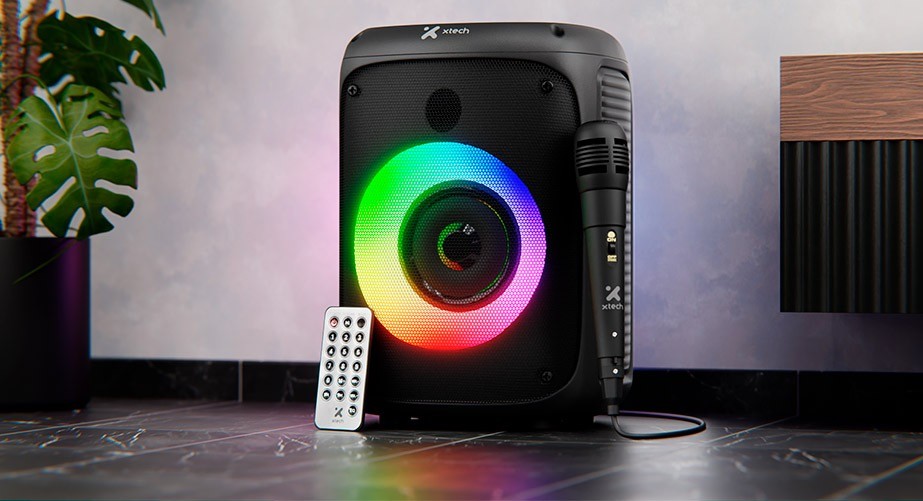 Xtech XTS-661 - Speaker - Black Xtech SonicBloom Portable Wlss Speaker w lights and mic