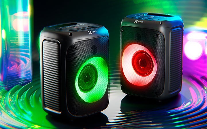 Xtech XTS-661 - Speaker - Black Xtech SonicBloom Portable Wlss Speaker w lights and mic