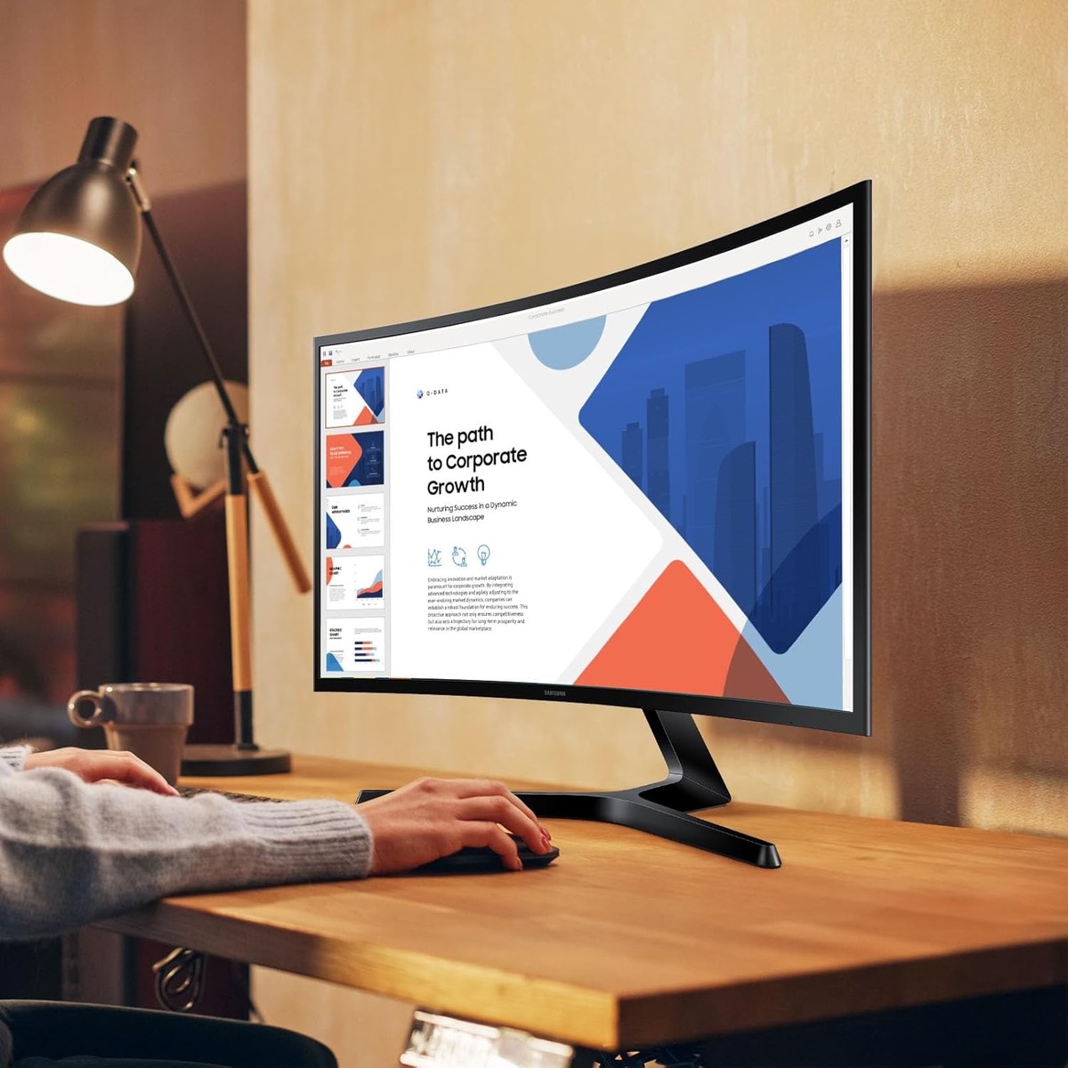 Samsung - LCD monitor - 24" Samsung 1920 x 1080 IPS HDMI Curved