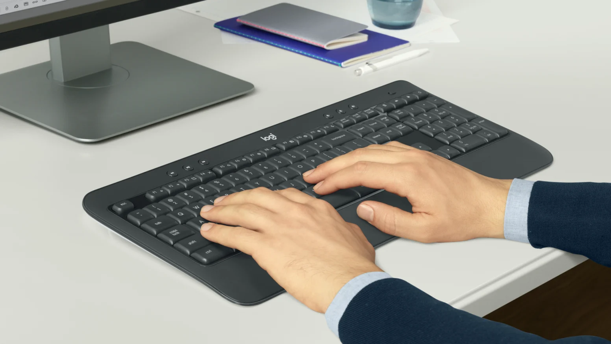 Logitech MK540 Advanced - Keyboard and mouse set - wireless