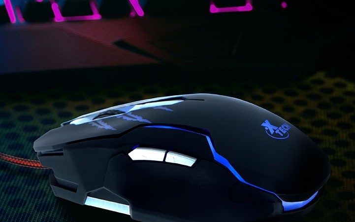 Xtech XTM-610 Lethal Haze Gaming USB Mouse - Adjustable resolution of up to 3200dpi - 4-color LED lights