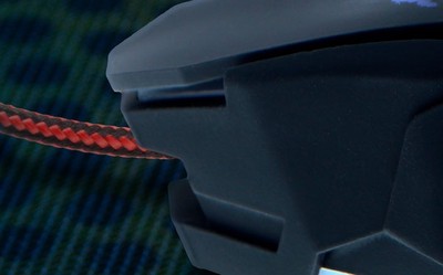 Xtech XTM-610 Lethal Haze Gaming USB Mouse - Adjustable resolution of up to 3200dpi - 4-color LED lights