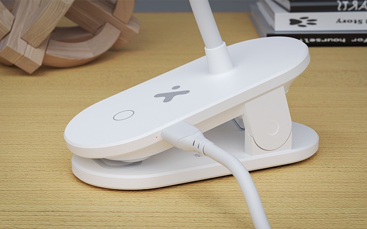 Xtech - Rechargeable Desk LED Clip Lamp - XTA-703