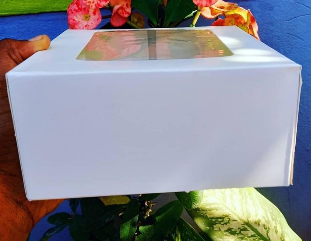 4 White Cupcake/ Packaging Box with window