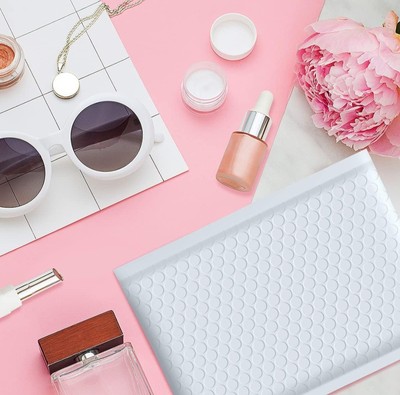 4x8 White Bubble Mailer bag