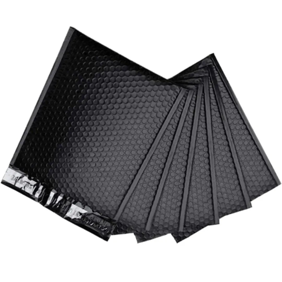 Black/ White 6x10 bubble mailer