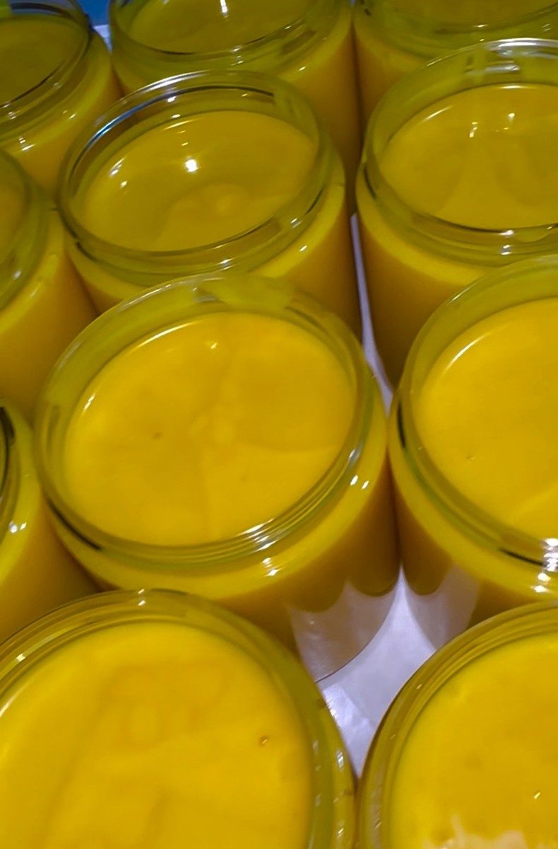 Turmeric Eczema & Brightening Shower Gel