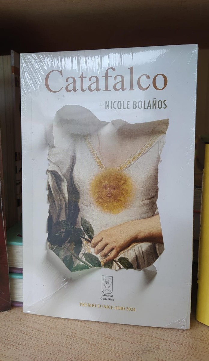 Catafalco - Nicole Bolaños