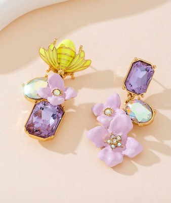 Flower N Bee Earrings