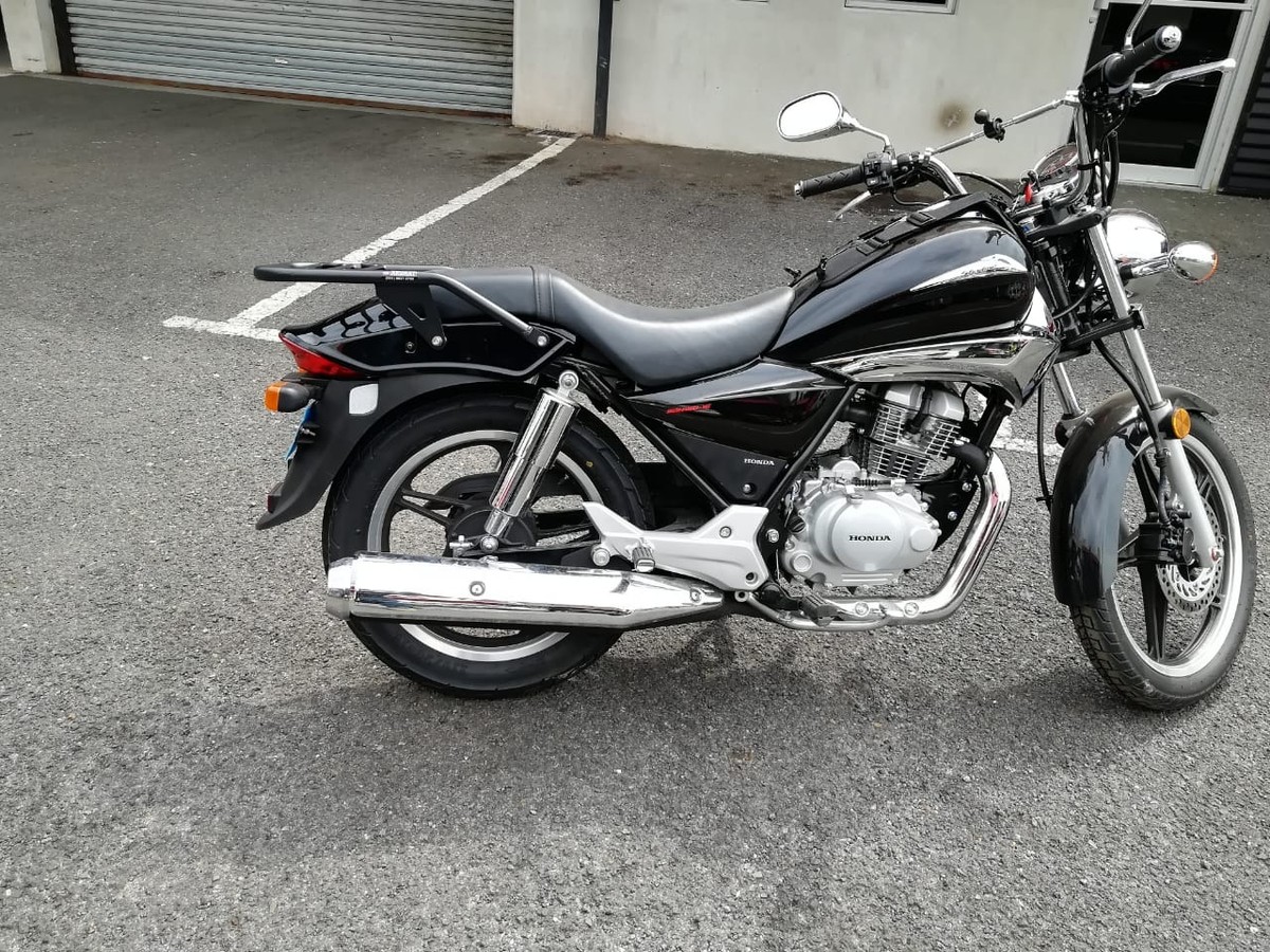 Base trasera Honda  Shadow 150