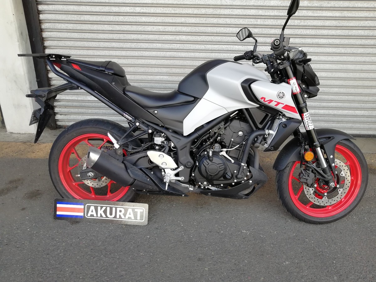 Base trasera Yamaha MT03(20-25) /R3