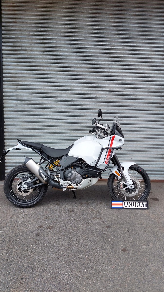 Defensa Ducati Desert X