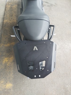 Base trasera Triumph Trident 660