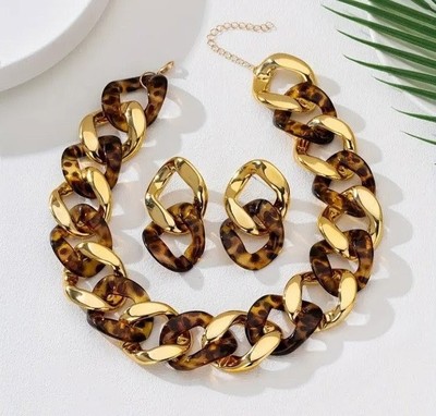 3 piece Gold/Animal Jewelry Set